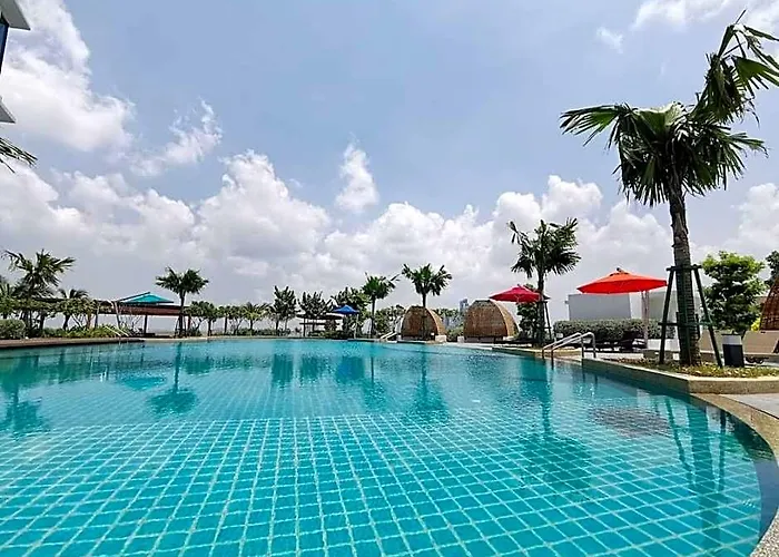 Almas Couple Urban Retreat Puteri Harbour By Stay