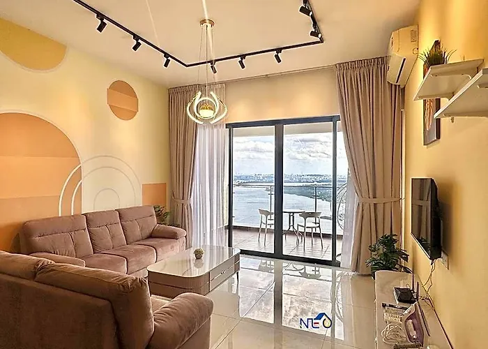 Sea View Country Garden Danga Bay By Neo Suites